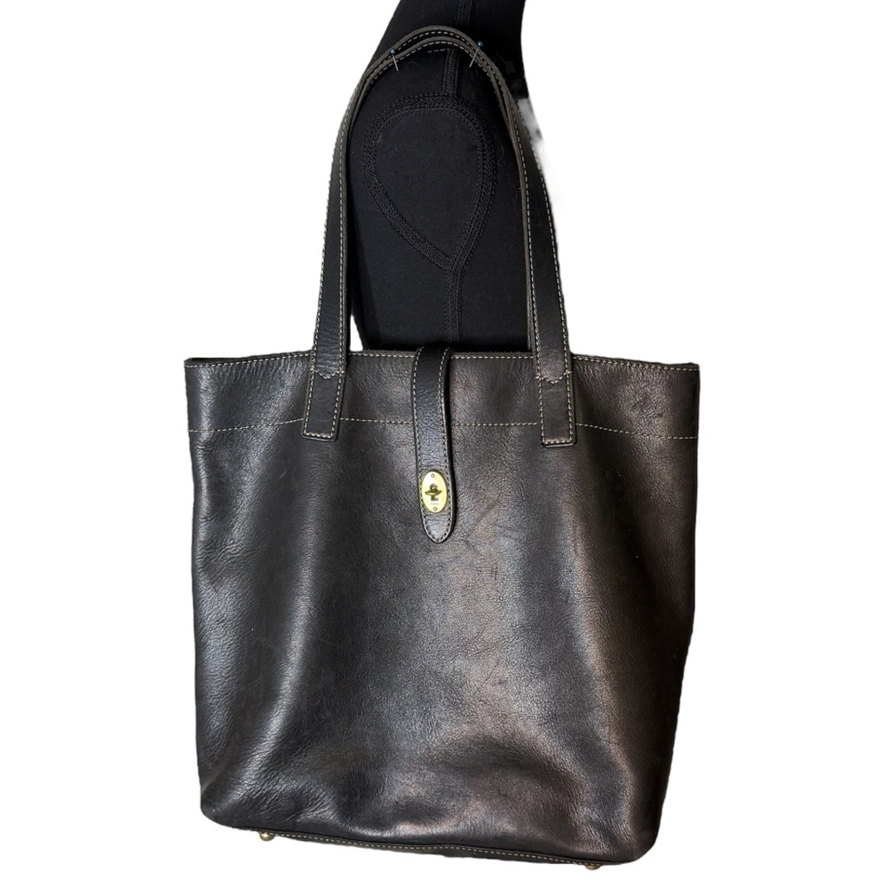 FOSSIL Large Oversized Black Leather Tote Flap Clasp Closure Gold Toned Hardware